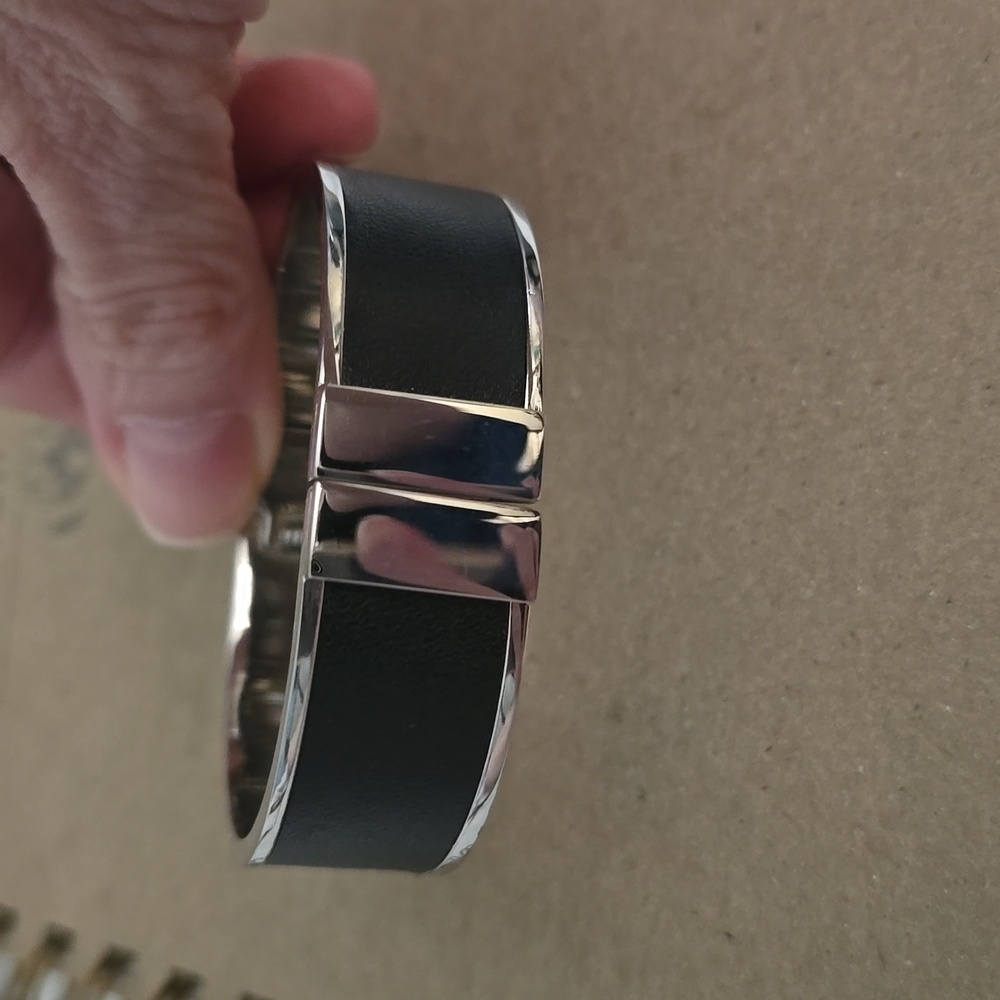 Hinged Stainless Steel Bracelet With Faux Leather Detail. Excellent Condition - Picture 2 of 7